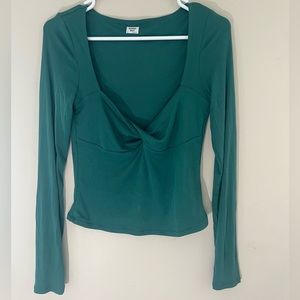 Aritzia sunday best green long sleeve blouse
